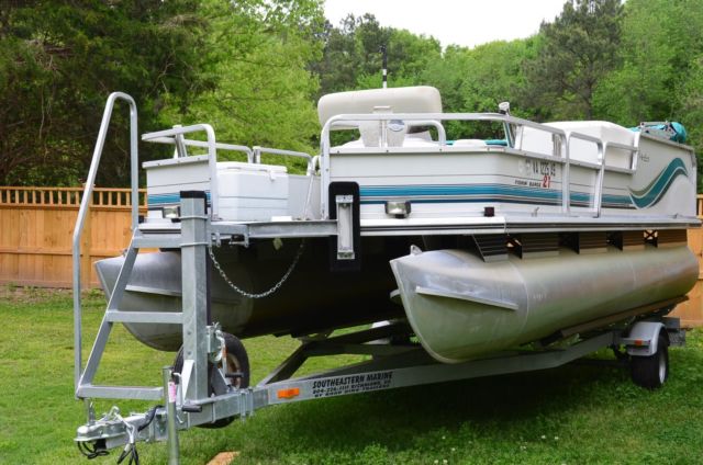 Sun Tracker Pontoon Boat 21 ft. Fishing Barge for sale in ...
