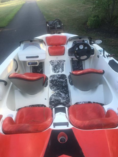 Complete Mat Kit For SeaDoo Challenger (1996-2000) & Speedster 1997 – BlackTip Jetsports
