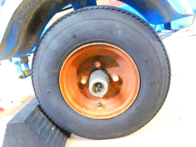 1900 Crestliner Runabout