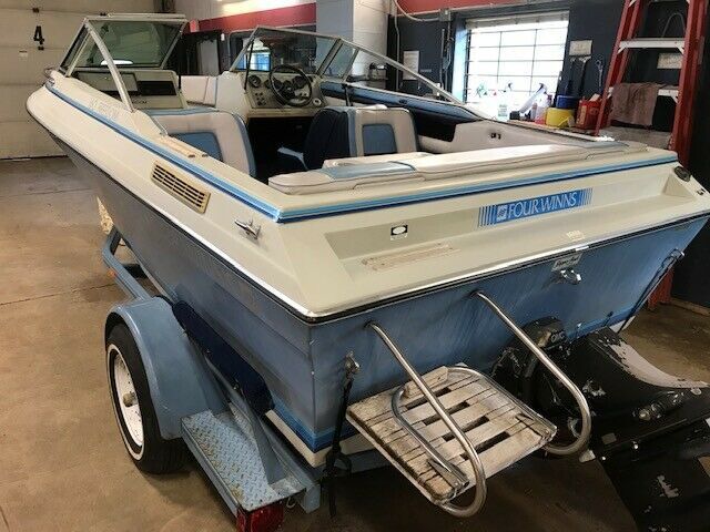 1988 Four Winns Freedom 160 Ski/Wakeboard