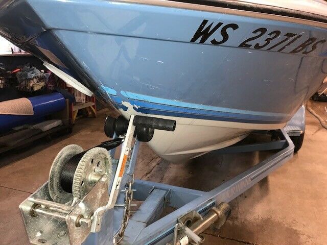 1988 Four Winns Freedom 160 Ski/Wakeboard