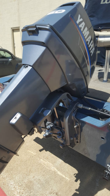 2002 LOWE 17 LOWE Bass