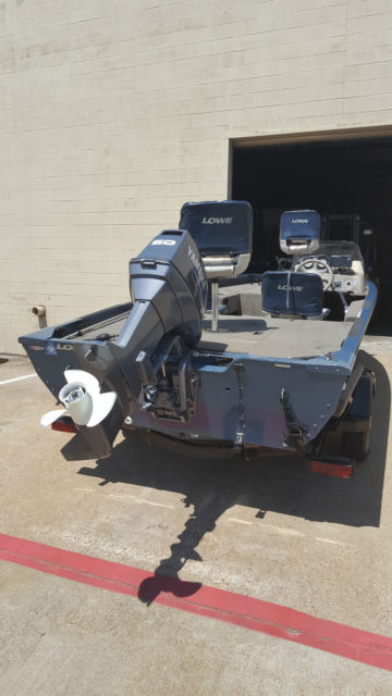 2002 LOWE 17 LOWE Bass