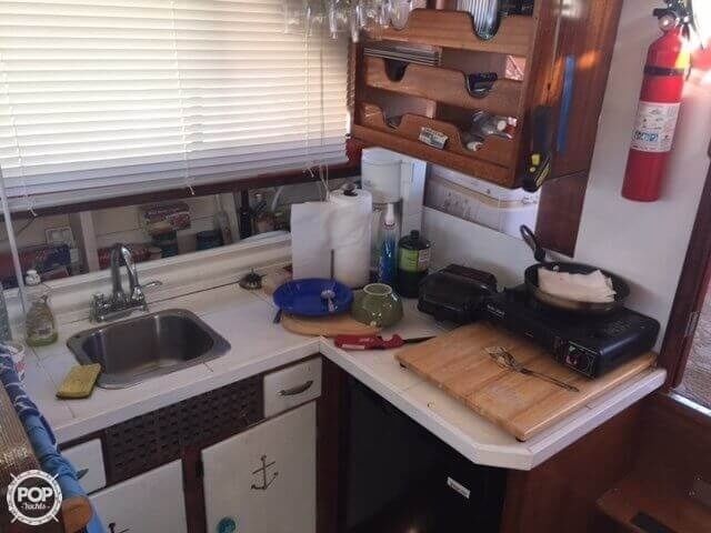 1959 Chris-Craft 31 Constellation Trawler