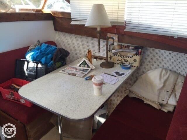 1959 Chris-Craft 31 Constellation Trawler