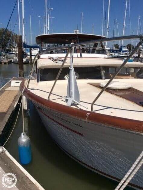 1959 Chris-Craft 31 Constellation Trawler