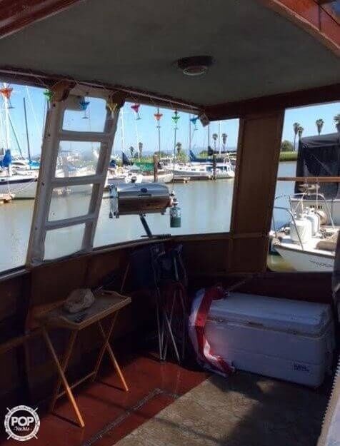 1959 Chris-Craft 31 Constellation Trawler