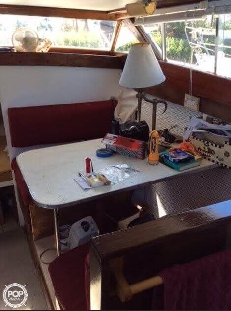 1959 Chris-Craft 31 Constellation Trawler