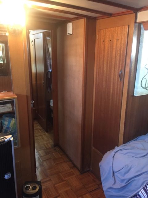 1964 Chris Craft Constellation Aft Cabin