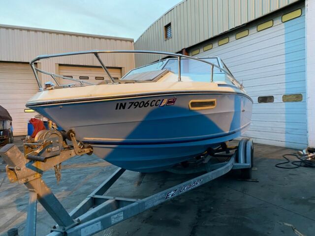 1976 Sea Ray SRV 200 Cuddy Cabin