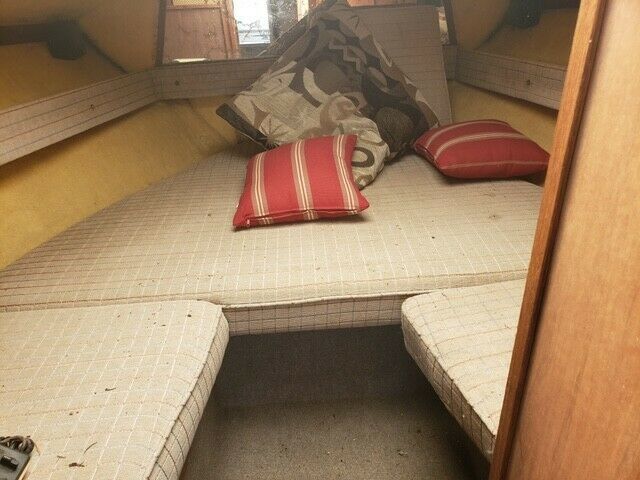 1976 Sea Ray Aft Cabin