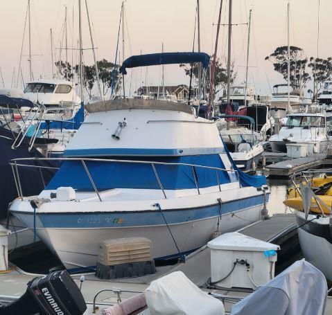 1978 Bayliner Victoria 27ft Boat --