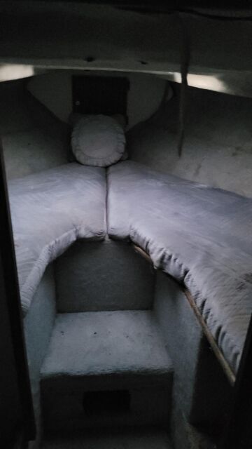 1978 Bayliner Victoria 27ft Boat --