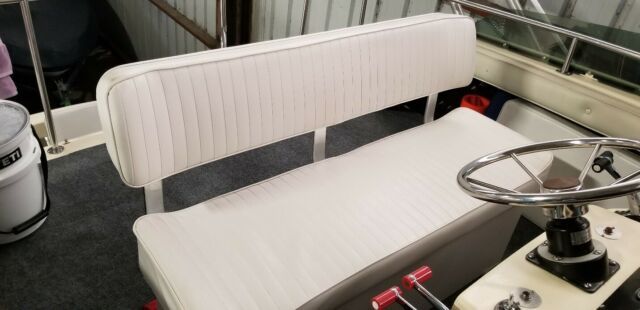 1980 Silverton 34C Flybridge