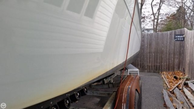 1980 Wellcraft 30 Scarab Sport Center Console