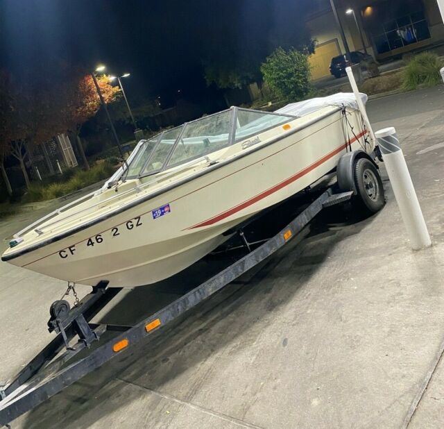 1981 Seaswirl Bowrider