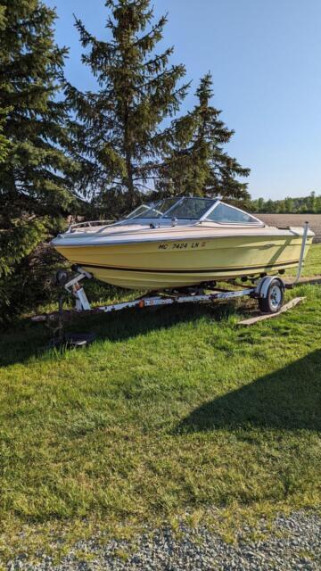 1982 Sea Ray 17ft Boat --