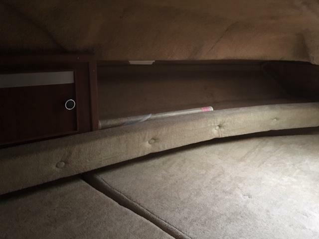 1982 Sea Ray 270 Sundancer Aft Cabin