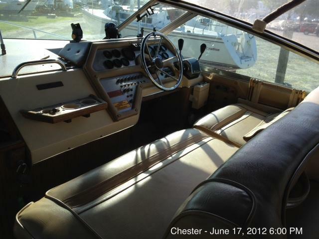 1982 Sea Ray 270 Sundancer Aft Cabin