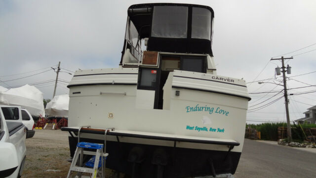 1983 Carver Boats Crusader Flybridge