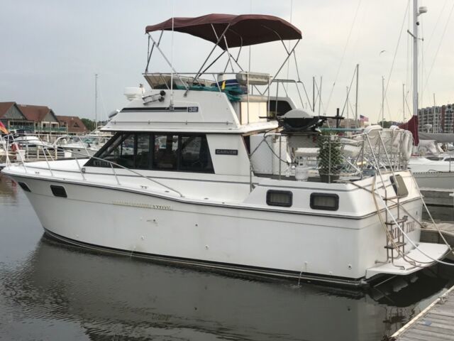 1986 Carver Boats Carver 3207 Aft Cabin