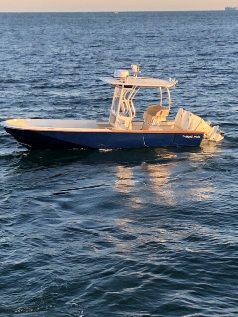 1987 Boston Whaler 22' Guardian Center Console