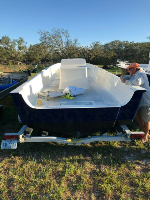 1987 Boston Whaler 22' Guardian Center Console