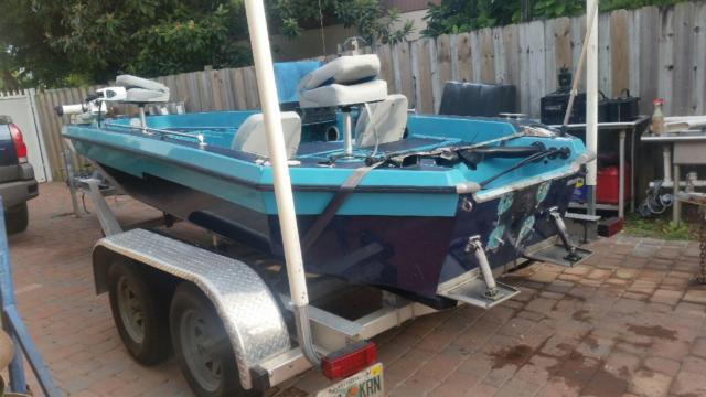 1987 Champion Boats champion Bass