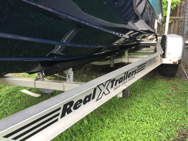 1987 Champion Boats champion Bass