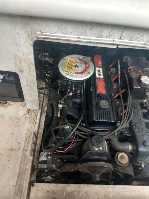 1988 Regal 21ft Boat --