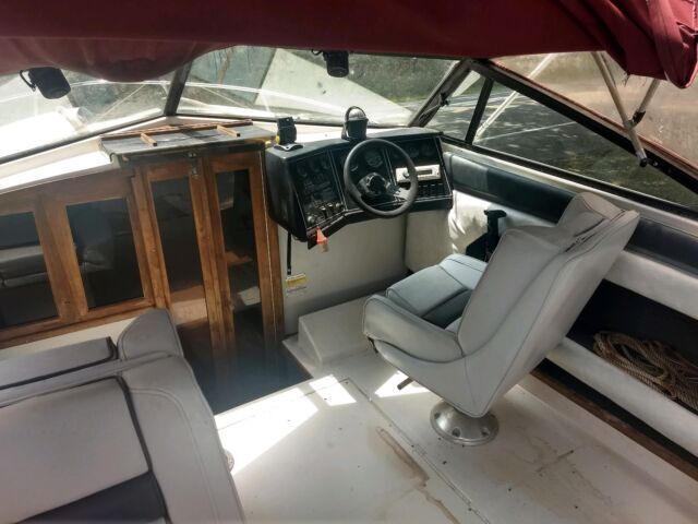 1988 Regal 21ft Boat --