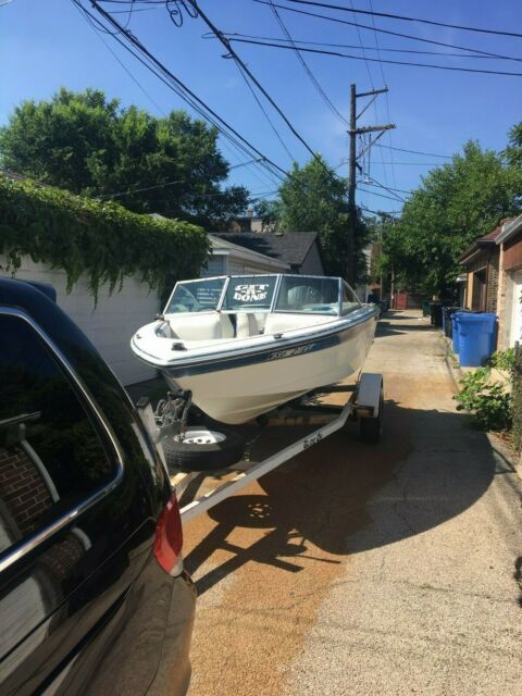 1990 Rinker V-170 Bowrider