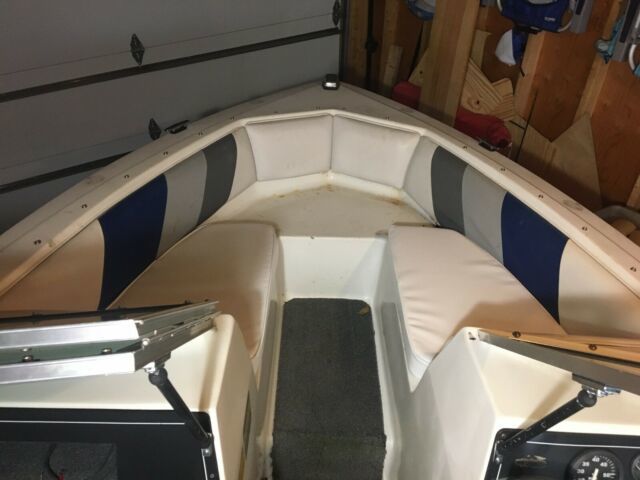 1990 Rinker V-170 Bowrider