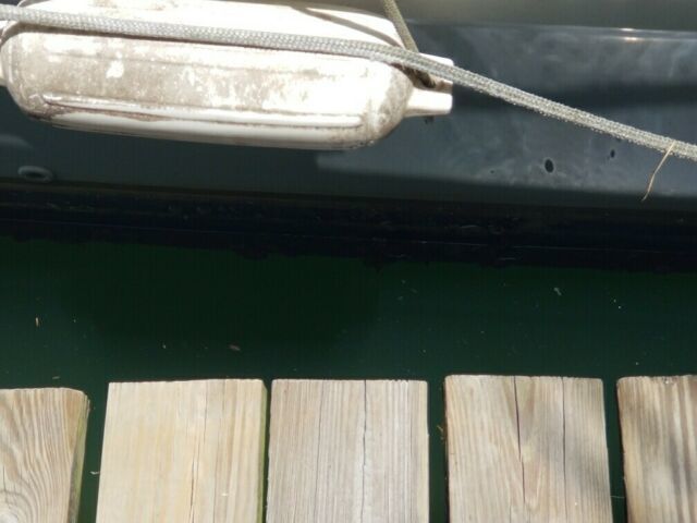 1990 Sea Ray Express Cruiser