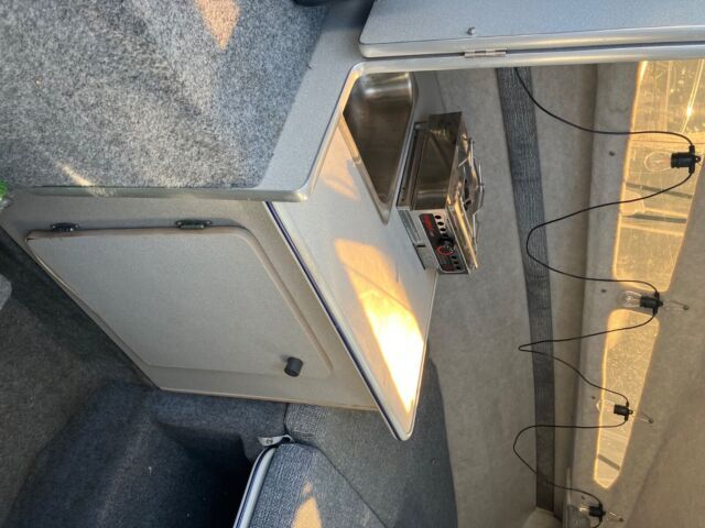 1992 Bayliner 2252 Weekender Aft Cabin