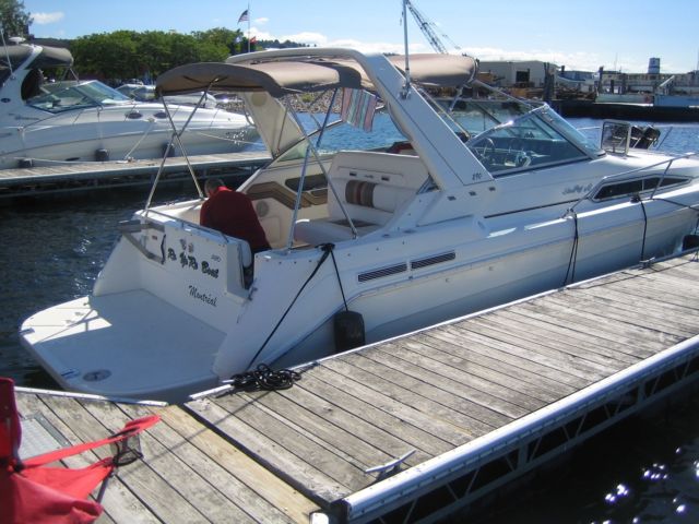 1993 Sea Ray Sundancer 290 DA Aft Cabin