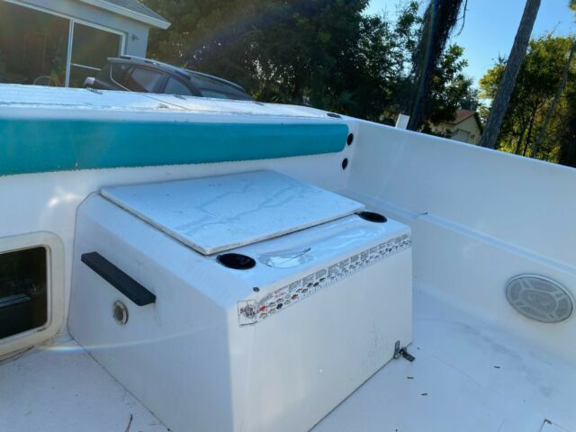 1995 Seaswirl Striper Walkaround