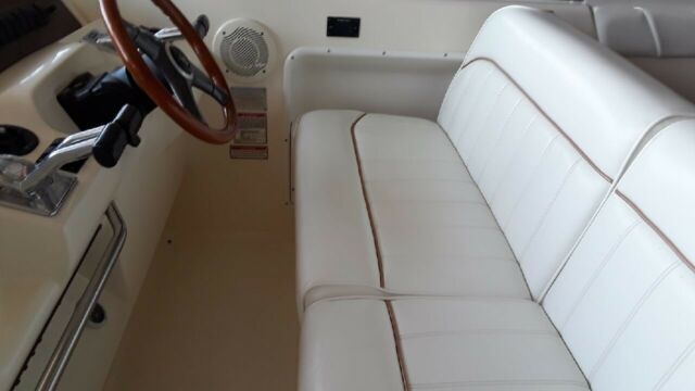 1997 Sea Ray Aft Cabin