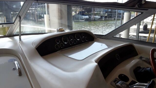 1997 Sea Ray Aft Cabin