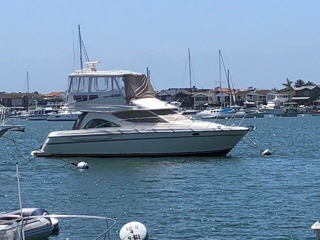 1998 Maxum Flybridge