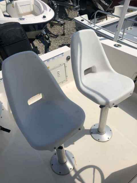 1999 Hydra-Sports 20 CC Center Console