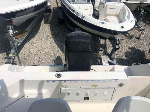 1999 Hydra-Sports 20 CC Center Console