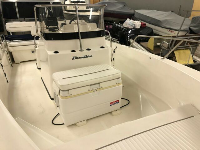 2000 Boston Whaler 150 E-Tec Center Console