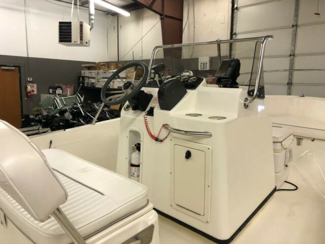 2000 Boston Whaler 150 E-Tec Center Console