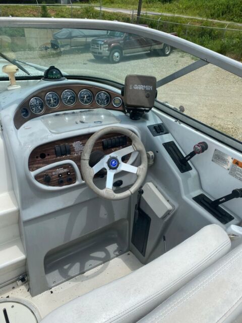 2000 Four Winns 285 Sundowner Twin 350 engines Cuddy cabin