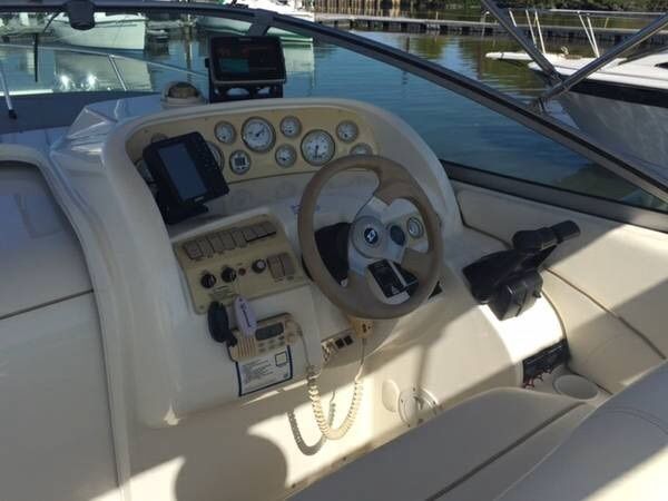 2000 Larson 290 Cabrio