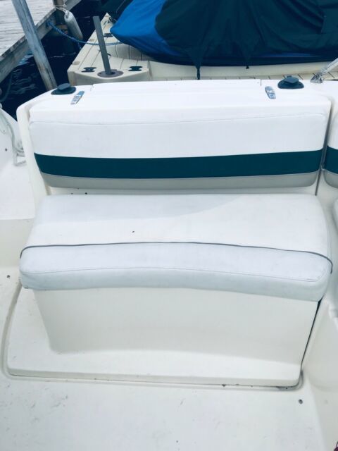 2000 Rinker 246 Fiesta Vee