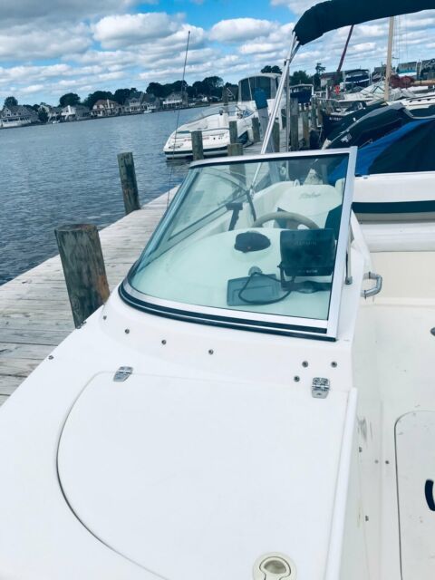 2000 Rinker 246 Fiesta Vee
