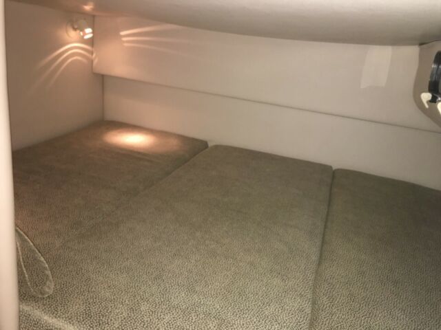 2001 Four Winns Vista 248 Aft Cabin