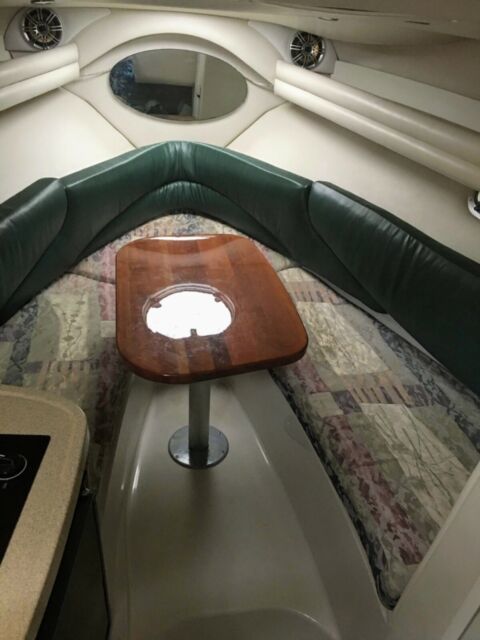 2001 Four Winns Vista 248 Aft Cabin